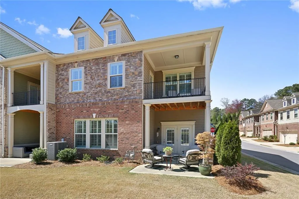 158 Barkley Lane, Sandy Springs, Georgia 30328, 3 Bedrooms Bedrooms, ,3 BathroomsBathrooms,Residential,Sold,158 Barkley Lane,6533984