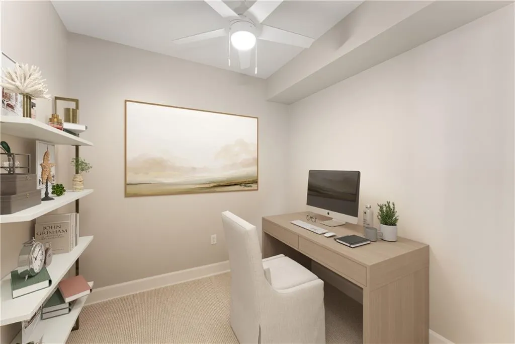 Need extra space for an office or guest room, you got it right here!