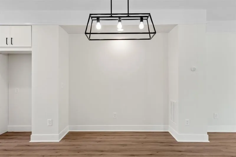1645 Overlook Way Nw Unit 9, Atlanta, Georgia 30318, 3 Bedrooms Bedrooms, ,2 BathroomsBathrooms,Residential,For Sale,1645 Overlook Way Nw Unit 9,7606894