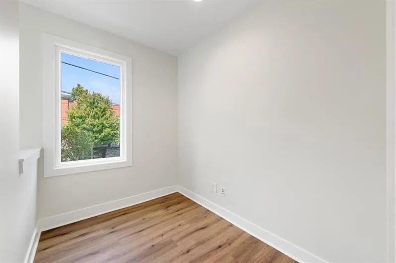 1645 Overlook Way Nw Unit 9, Atlanta, Georgia 30318, 3 Bedrooms Bedrooms, ,2 BathroomsBathrooms,Residential,For Sale,1645 Overlook Way Nw Unit 9,7606894