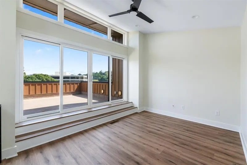 1645 Overlook Way Nw Unit 9, Atlanta, Georgia 30318, 3 Bedrooms Bedrooms, ,2 BathroomsBathrooms,Residential,For Sale,1645 Overlook Way Nw Unit 9,7606894