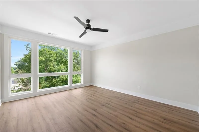 1645 Overlook Way Nw Unit 9, Atlanta, Georgia 30318, 3 Bedrooms Bedrooms, ,2 BathroomsBathrooms,Residential,For Sale,1645 Overlook Way Nw Unit 9,7606894