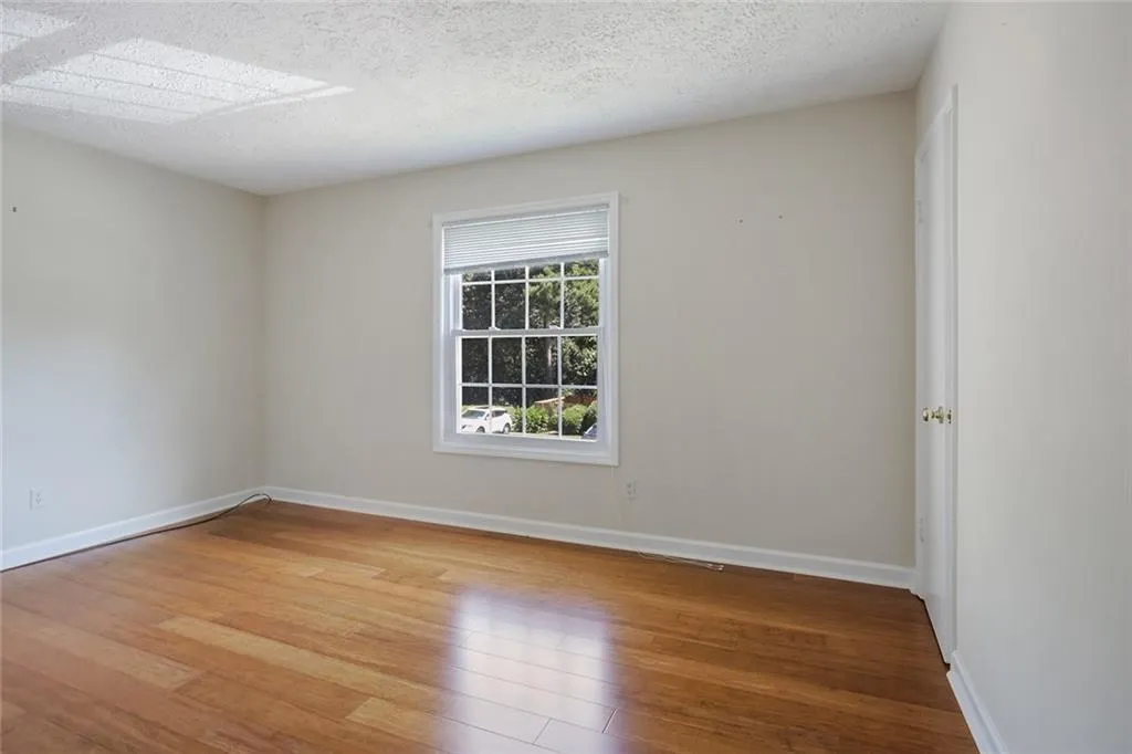 6208 Park Avenue Unit 2, Sandy Springs, Georgia 30342, 2 Bedrooms Bedrooms, ,1 BathroomBathrooms,Residential,Sold,6208 Park Avenue Unit 2,6941150