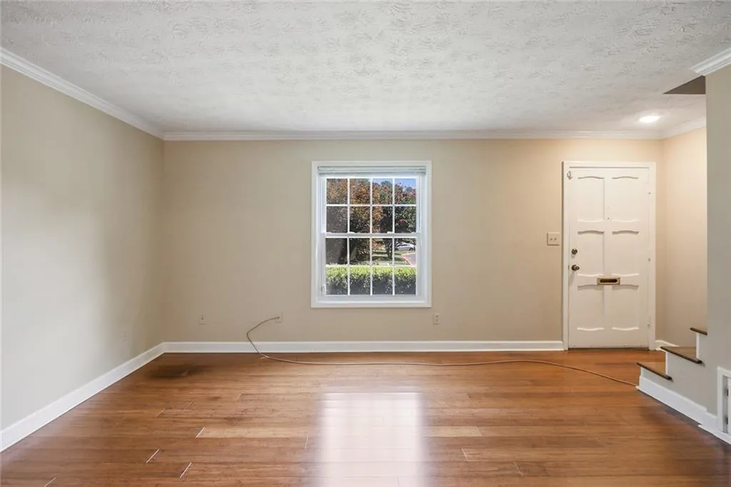 6208 Park Avenue Unit 2, Sandy Springs, Georgia 30342, 2 Bedrooms Bedrooms, ,1 BathroomBathrooms,Residential,Sold,6208 Park Avenue Unit 2,6941150