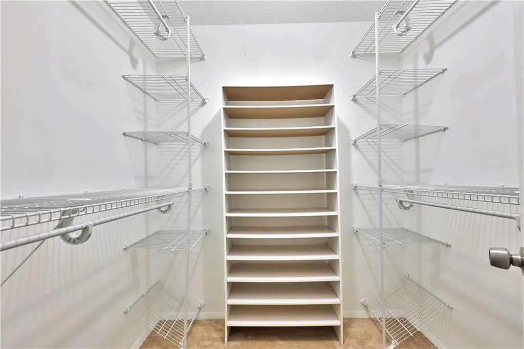 903 Woodcliff Drive, Sandy Springs, Georgia 30350, 2 Bedrooms Bedrooms, ,2 BathroomsBathrooms,Residential,Sold,903 Woodcliff Drive,6893571