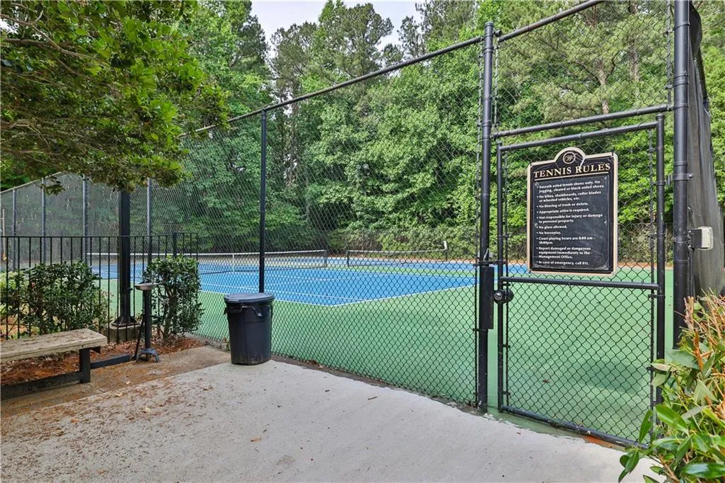 903 Woodcliff Drive, Sandy Springs, Georgia 30350, 2 Bedrooms Bedrooms, ,2 BathroomsBathrooms,Residential,Sold,903 Woodcliff Drive,6893571