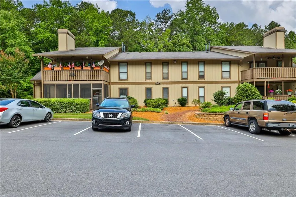 903 Woodcliff Drive, Sandy Springs, Georgia 30350, 2 Bedrooms Bedrooms, ,2 BathroomsBathrooms,Residential,Sold,903 Woodcliff Drive,6893571