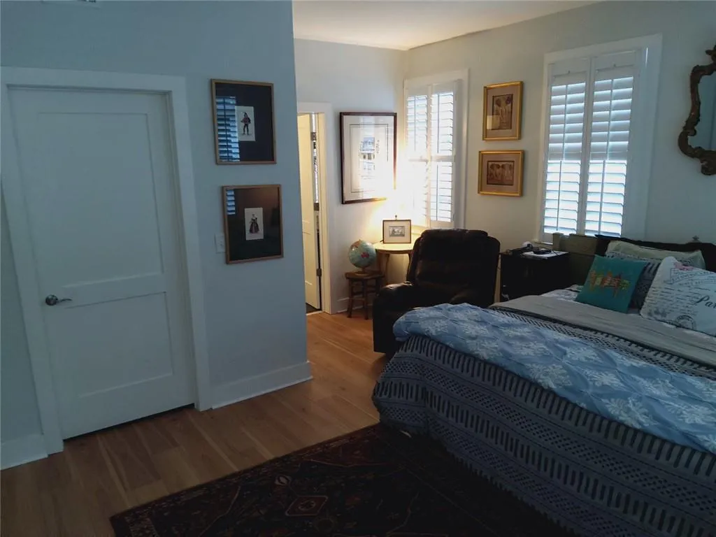 3655 Peachtree Road Unit 203, Atlanta, Georgia 30319, 2 Bedrooms Bedrooms, ,2 BathroomsBathrooms,Residential,For Sale,3655 Peachtree Road Unit 203,7578848