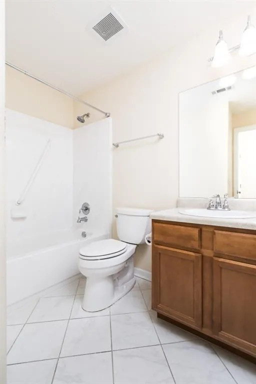 1404 Gettysburg Place Unit 1404, Sandy Springs, Georgia 30350, 2 Bedrooms Bedrooms, ,2 BathroomsBathrooms,Residential,Sold,1404 Gettysburg Place Unit 1404,5913064