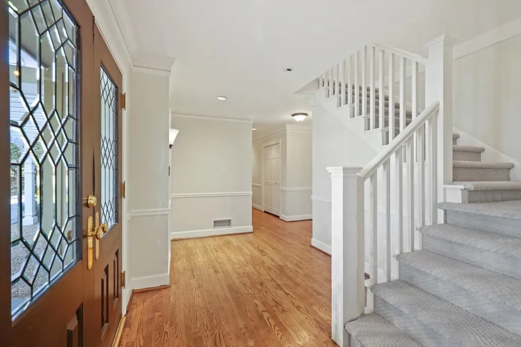 487 Cambridge Way, Sandy Springs, Georgia 30328, 4 Bedrooms Bedrooms, ,3 BathroomsBathrooms,Residential,Sold,487 Cambridge Way,6830229