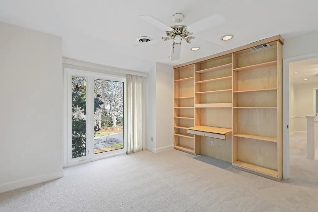 487 Cambridge Way, Sandy Springs, Georgia 30328, 4 Bedrooms Bedrooms, ,3 BathroomsBathrooms,Residential,Sold,487 Cambridge Way,6830229