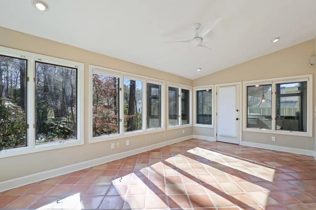 487 Cambridge Way, Sandy Springs, Georgia 30328, 4 Bedrooms Bedrooms, ,3 BathroomsBathrooms,Residential,Sold,487 Cambridge Way,6830229