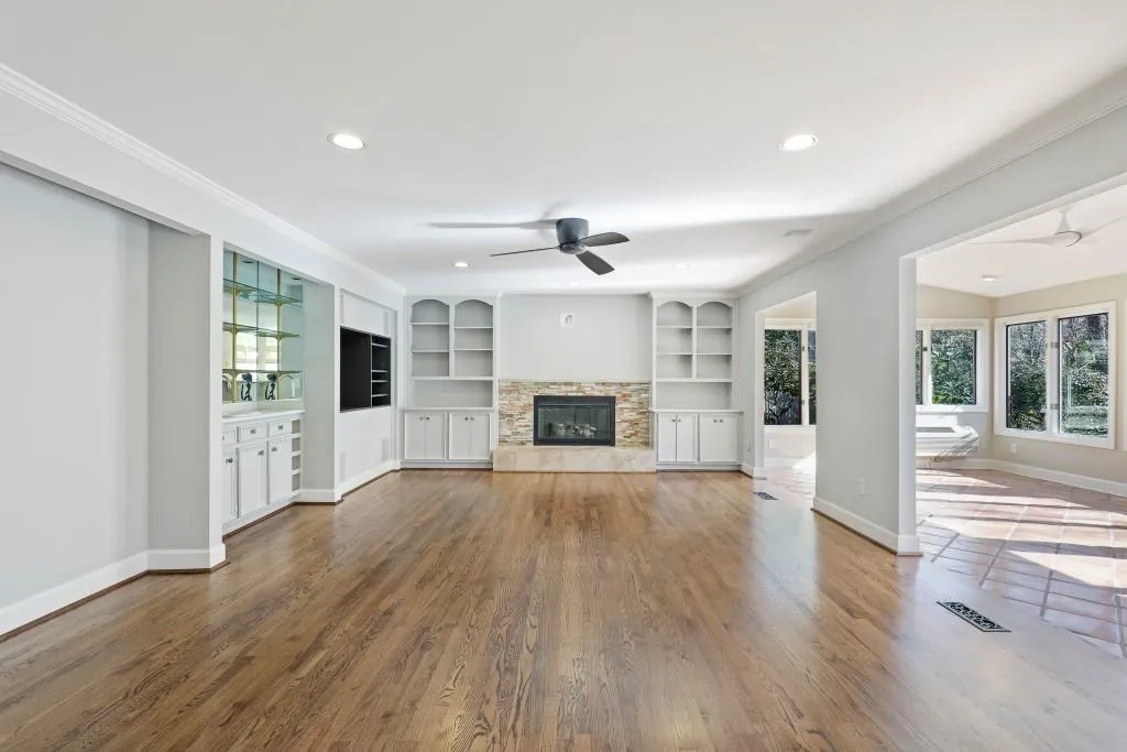 487 Cambridge Way, Sandy Springs, Georgia 30328, 4 Bedrooms Bedrooms, ,3 BathroomsBathrooms,Residential,Sold,487 Cambridge Way,6830229