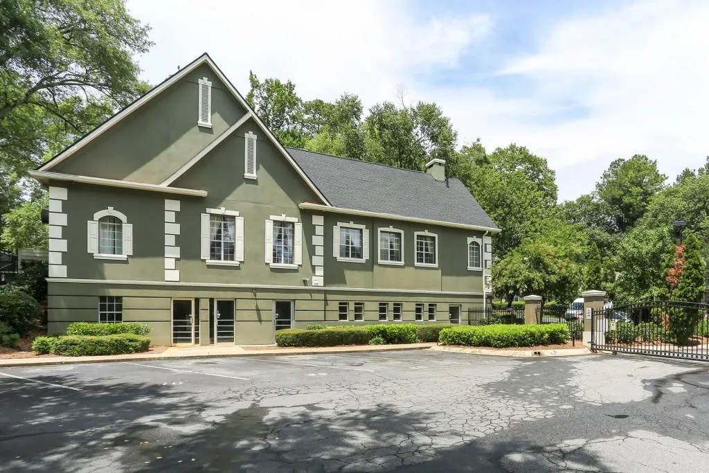 6900 Roswell Road Unit Q22, Sandy Springs, Georgia 30328, 2 Bedrooms Bedrooms, ,2 BathroomsBathrooms,Residential,Sold,6900 Roswell Road Unit Q22,7244031