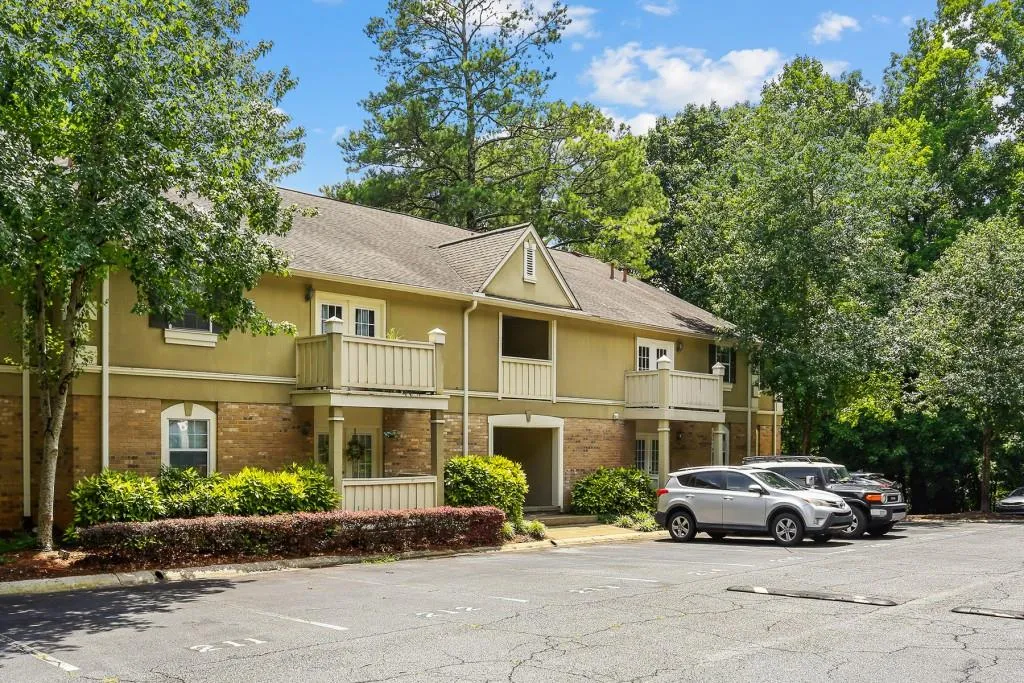 6900 Roswell Road Unit Q22, Sandy Springs, Georgia 30328, 2 Bedrooms Bedrooms, ,2 BathroomsBathrooms,Residential,Sold,6900 Roswell Road Unit Q22,7244031