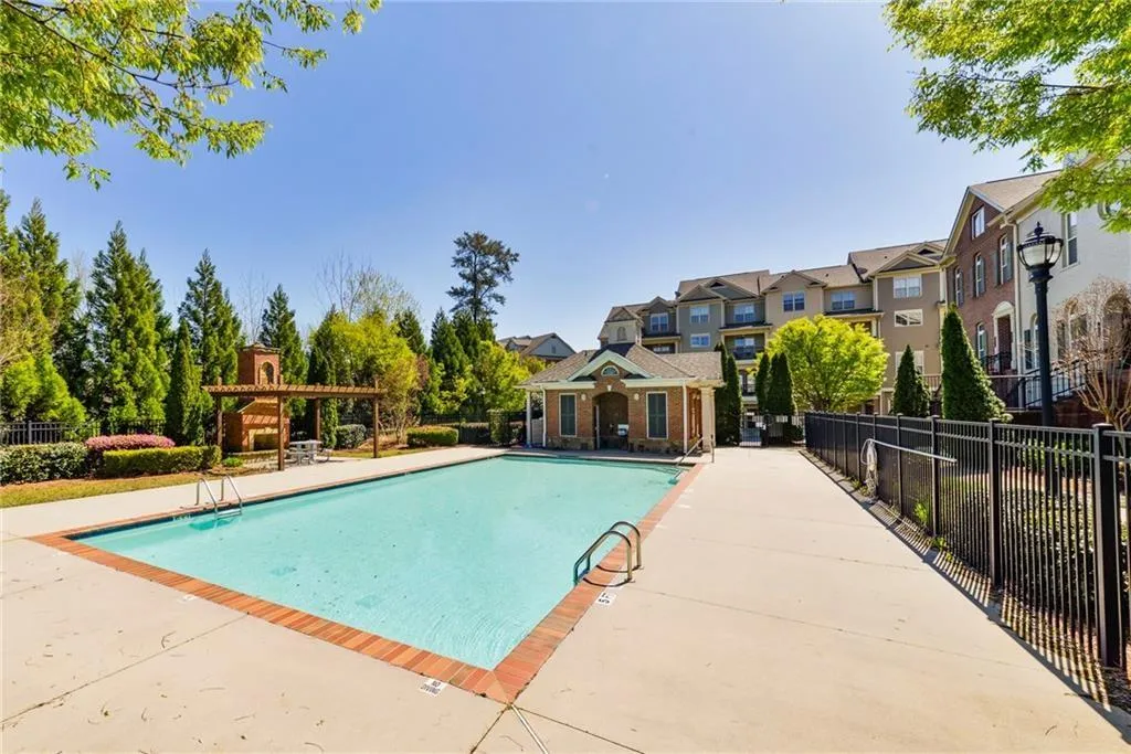 861 Perennial Drive, Atlanta, Georgia 30328, 2 Bedrooms Bedrooms, ,2 BathroomsBathrooms,Residential,Sold,861 Perennial Drive,6012566