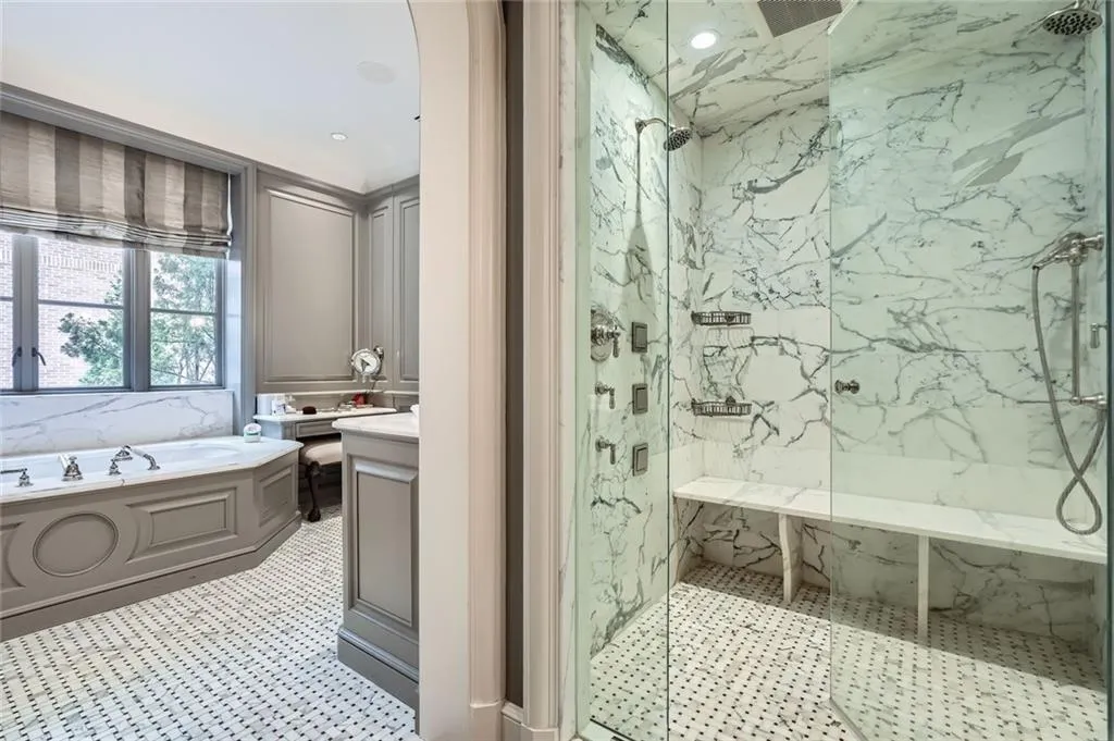 2440 Peachtree Road Nw Unit 9, Atlanta, Georgia 30305, 5 Bedrooms Bedrooms, ,4 BathroomsBathrooms,Residential,For Sale,2440 Peachtree Road Nw Unit 9,7577879