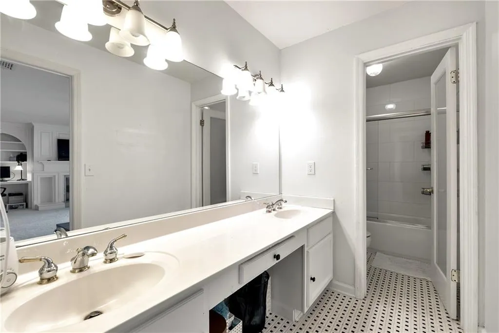 302 Brandywine Circle, Atlanta, Georgia 30350, 3 Bedrooms Bedrooms, ,2 BathroomsBathrooms,Residential,Sold,302 Brandywine Circle,7202982