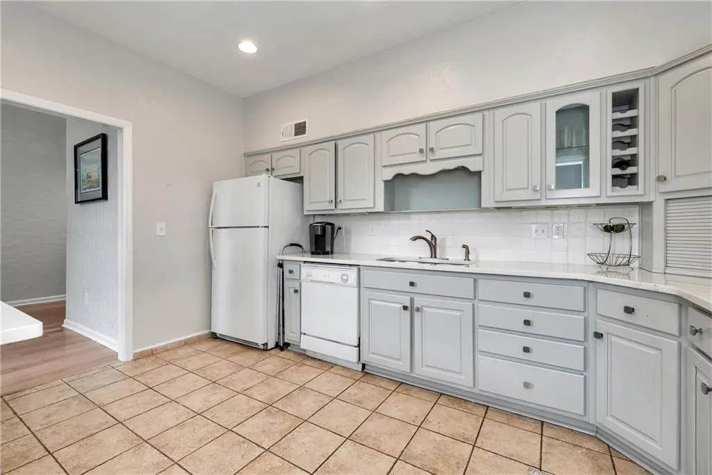 302 Brandywine Circle, Atlanta, Georgia 30350, 3 Bedrooms Bedrooms, ,2 BathroomsBathrooms,Residential,Sold,302 Brandywine Circle,7202982