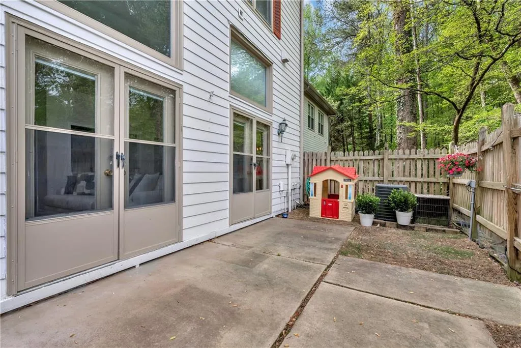 302 Brandywine Circle, Atlanta, Georgia 30350, 3 Bedrooms Bedrooms, ,2 BathroomsBathrooms,Residential,Sold,302 Brandywine Circle,7202982