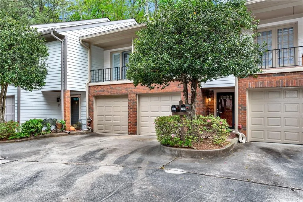 302 Brandywine Circle, Atlanta, Georgia 30350, 3 Bedrooms Bedrooms, ,2 BathroomsBathrooms,Residential,Sold,302 Brandywine Circle,7202982