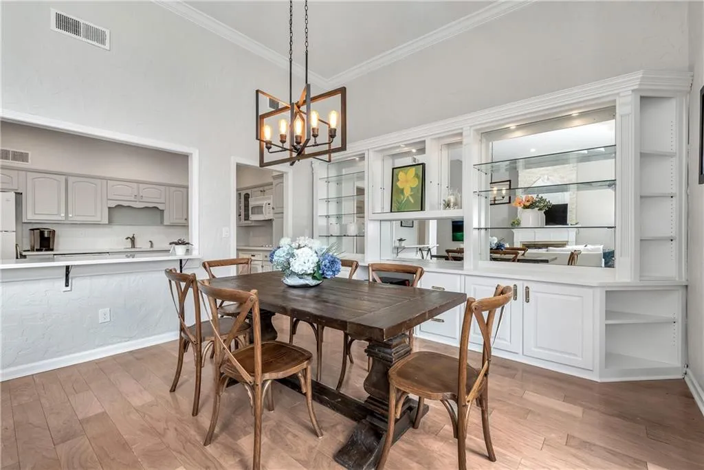 302 Brandywine Circle, Atlanta, Georgia 30350, 3 Bedrooms Bedrooms, ,2 BathroomsBathrooms,Residential,Sold,302 Brandywine Circle,7202982