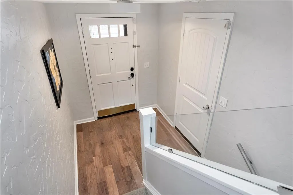 302 Brandywine Circle, Atlanta, Georgia 30350, 3 Bedrooms Bedrooms, ,2 BathroomsBathrooms,Residential,Sold,302 Brandywine Circle,7202982