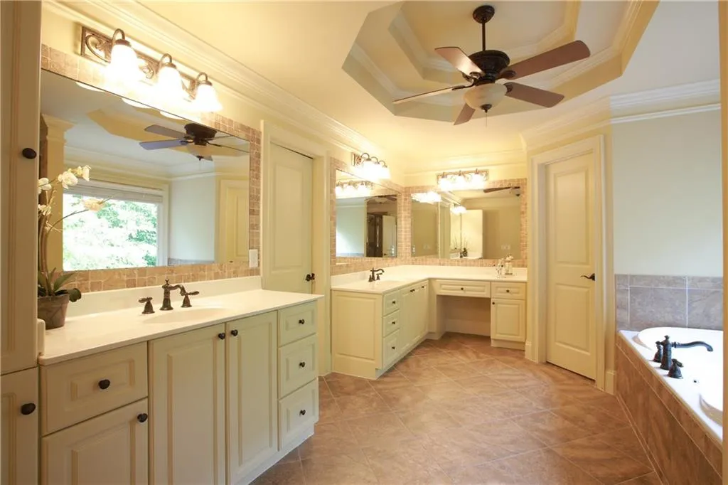 1004 Madeline Lane, Sandy Springs, Georgia 30350, 4 Bedrooms Bedrooms, ,3 BathroomsBathrooms,Residential,Sold,1004 Madeline Lane,5853749