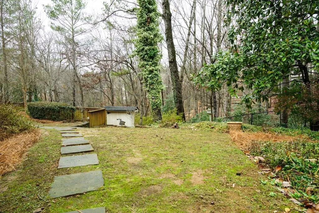 5665 Errol Place, Atlanta, Georgia 30327, 4 Bedrooms Bedrooms, ,5 BathroomsBathrooms,Residential,Sold,5665 Errol Place,5795065
