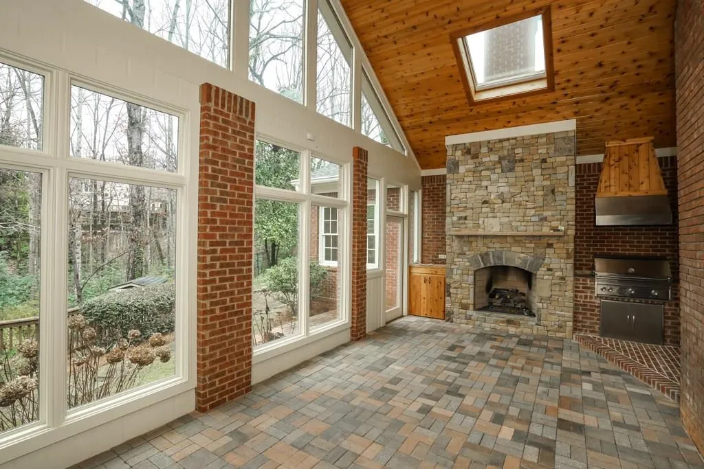 5665 Errol Place, Atlanta, Georgia 30327, 4 Bedrooms Bedrooms, ,5 BathroomsBathrooms,Residential,Sold,5665 Errol Place,5795065
