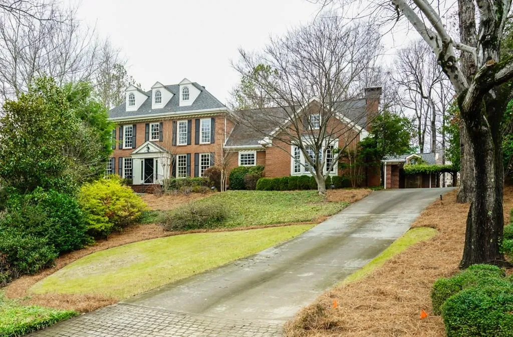 5665 Errol Place, Atlanta, Georgia 30327, 4 Bedrooms Bedrooms, ,5 BathroomsBathrooms,Residential,Sold,5665 Errol Place,5795065