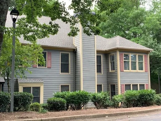 811 Abingdon Way, Atlanta, Georgia 30328, 1 Bedroom Bedrooms, ,1 BathroomBathrooms,Residential,Sold,811 Abingdon Way,6887862