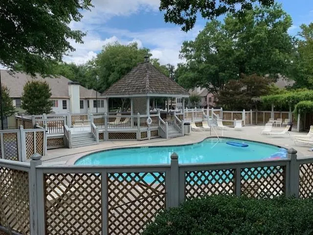 811 Abingdon Way, Atlanta, Georgia 30328, 1 Bedroom Bedrooms, ,1 BathroomBathrooms,Residential,Sold,811 Abingdon Way,6887862