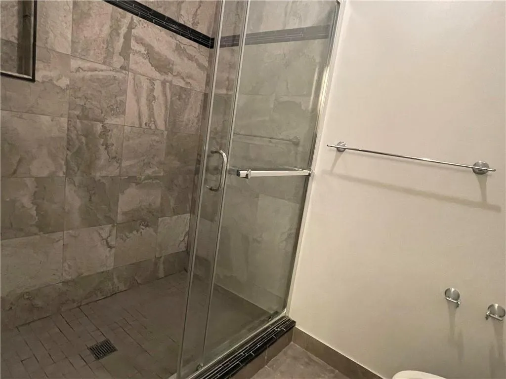 811 Abingdon Way, Atlanta, Georgia 30328, 1 Bedroom Bedrooms, ,1 BathroomBathrooms,Residential,Sold,811 Abingdon Way,6887862