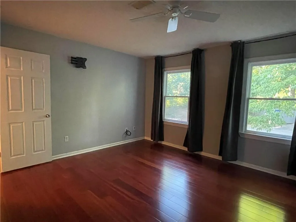 811 Abingdon Way, Atlanta, Georgia 30328, 1 Bedroom Bedrooms, ,1 BathroomBathrooms,Residential,Sold,811 Abingdon Way,6887862