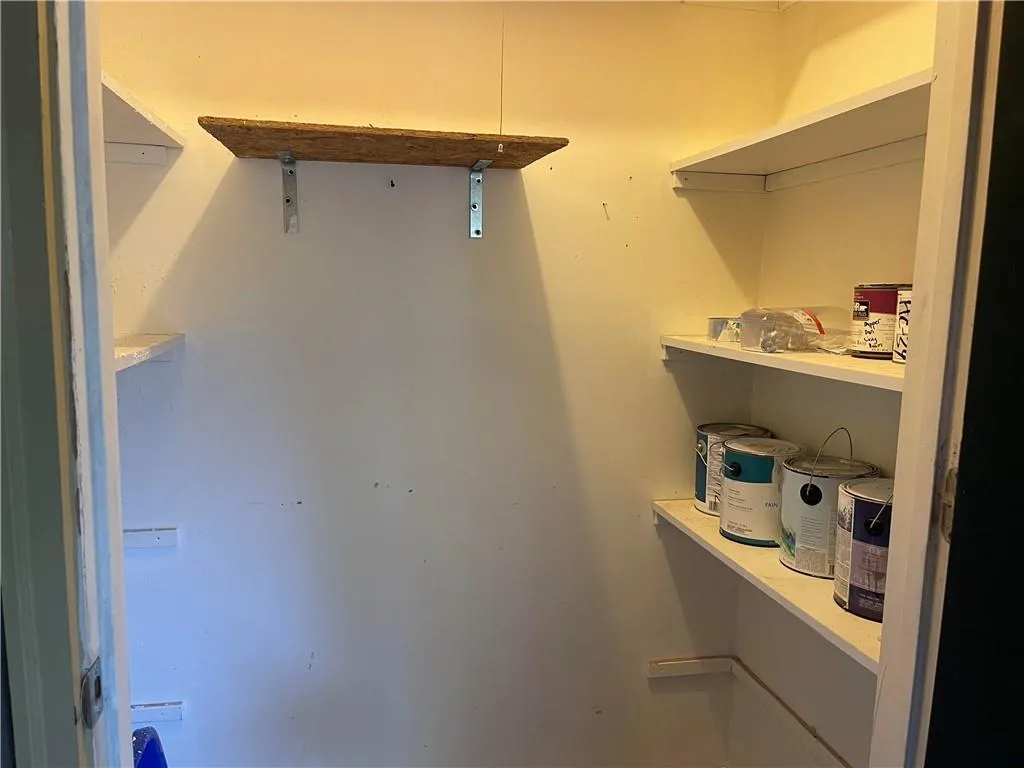 811 Abingdon Way, Atlanta, Georgia 30328, 1 Bedroom Bedrooms, ,1 BathroomBathrooms,Residential,Sold,811 Abingdon Way,6887862