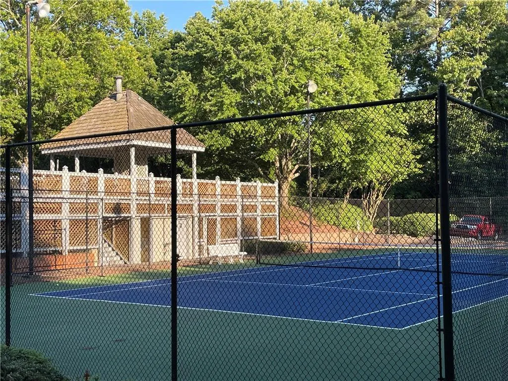 811 Abingdon Way, Atlanta, Georgia 30328, 1 Bedroom Bedrooms, ,1 BathroomBathrooms,Residential,Sold,811 Abingdon Way,6887862