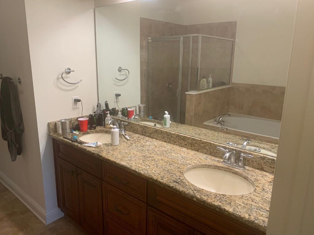 7805 Glisten Avenue, Sandy Springs, Georgia 30328, 3 Bedrooms Bedrooms, ,3 BathroomsBathrooms,Residential,Sold,7805 Glisten Avenue,7294508