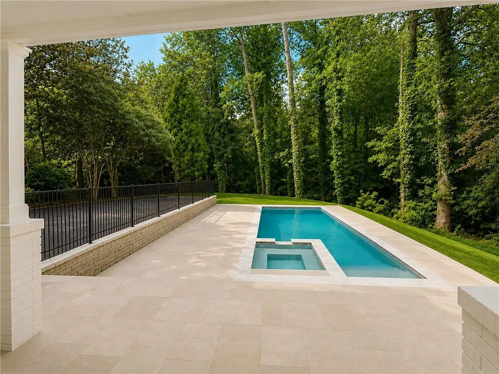 1330 W Wesley Road Nw, Atlanta, Georgia 30327, 6 Bedrooms Bedrooms, 0 ,6 BathroomsBathrooms,Residential,For Sale,1330 W Wesley Road Nw,7818983