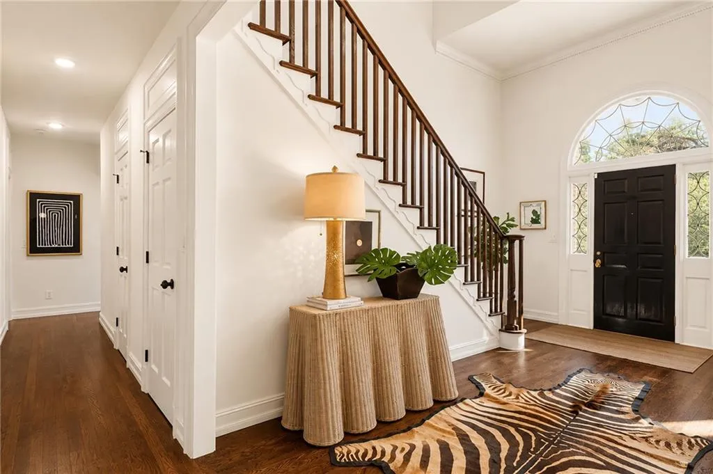 1330 W Wesley Road Nw, Atlanta, Georgia 30327, 6 Bedrooms Bedrooms, 0 ,6 BathroomsBathrooms,Residential,For Sale,1330 W Wesley Road Nw,7818983
