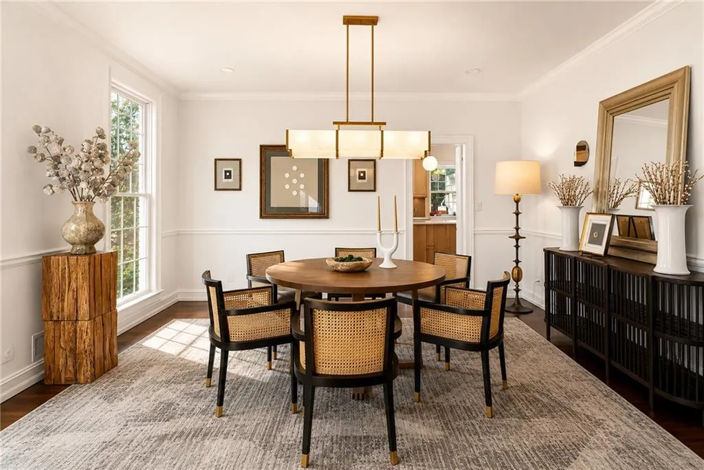 1330 W Wesley Road Nw, Atlanta, Georgia 30327, 6 Bedrooms Bedrooms, 0 ,6 BathroomsBathrooms,Residential,For Sale,1330 W Wesley Road Nw,7818983