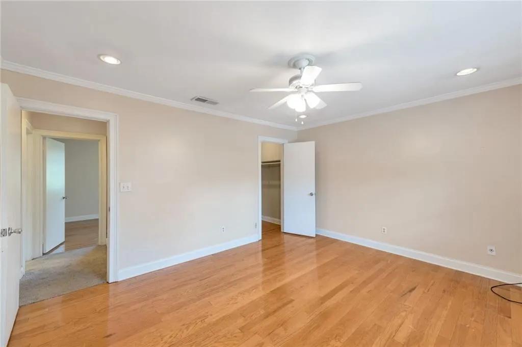 6520 Roswell Road Ne Unit 29, Sandy Springs, Georgia 30328, 2 Bedrooms Bedrooms, ,1 BathroomBathrooms,Residential,Sold,6520 Roswell Road Ne Unit 29,6884670