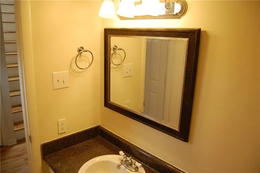 346 Carpenter Drive Unit 36, Atlanta, Georgia 30328, 2 Bedrooms Bedrooms, ,1 BathroomBathrooms,Residential,Sold,346 Carpenter Drive Unit 36,5900820