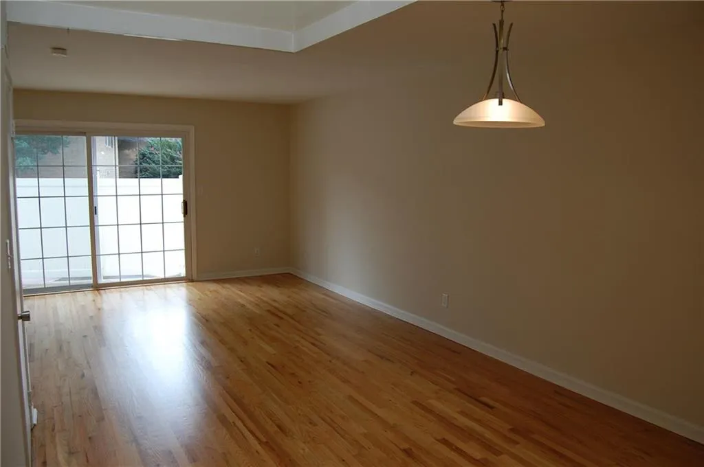 346 Carpenter Drive Unit 36, Atlanta, Georgia 30328, 2 Bedrooms Bedrooms, ,1 BathroomBathrooms,Residential,Sold,346 Carpenter Drive Unit 36,5900820