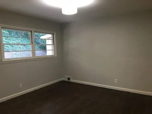 895 Starlight Drive, Atlanta, Georgia 30342, 3 Bedrooms Bedrooms, ,2 BathroomsBathrooms,Residential,Sold,895 Starlight Drive,6708744