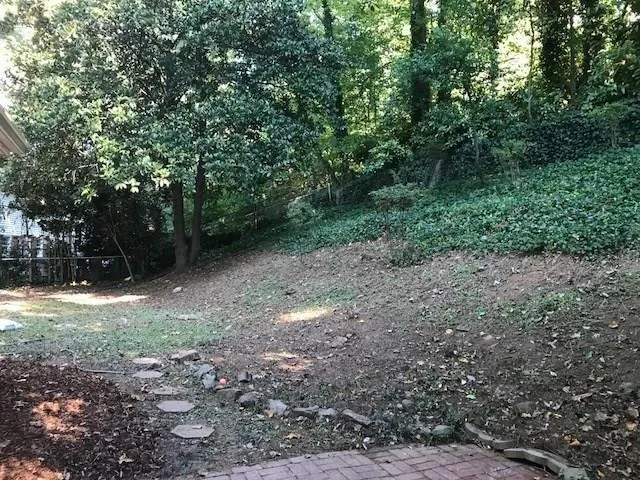 895 Starlight Drive, Atlanta, Georgia 30342, 3 Bedrooms Bedrooms, ,2 BathroomsBathrooms,Residential,Sold,895 Starlight Drive,6708744
