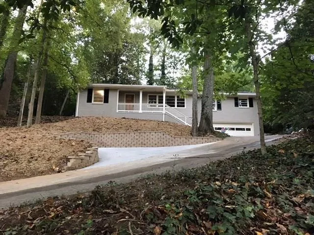 895 Starlight Drive, Atlanta, Georgia 30342, 3 Bedrooms Bedrooms, ,2 BathroomsBathrooms,Residential,Sold,895 Starlight Drive,6708744