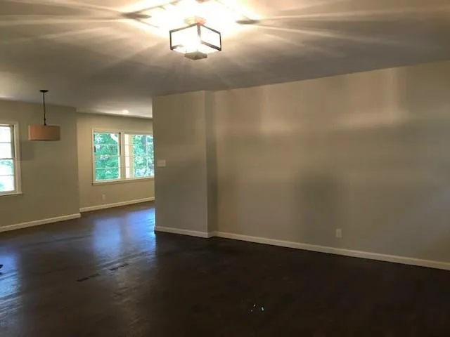 895 Starlight Drive, Atlanta, Georgia 30342, 3 Bedrooms Bedrooms, ,2 BathroomsBathrooms,Residential,Sold,895 Starlight Drive,6708744