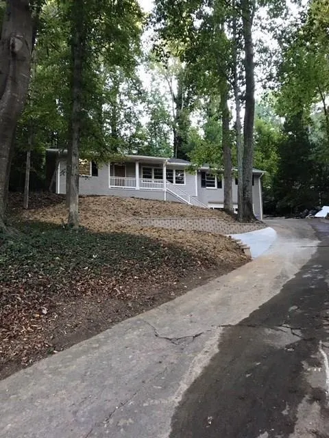 895 Starlight Drive, Atlanta, Georgia 30342, 3 Bedrooms Bedrooms, ,2 BathroomsBathrooms,Residential,Sold,895 Starlight Drive,6708744
