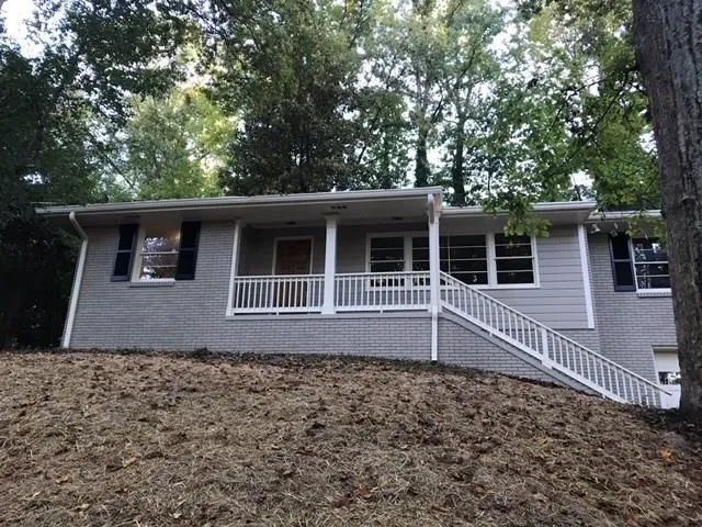 895 Starlight Drive, Atlanta, Georgia 30342, 3 Bedrooms Bedrooms, ,2 BathroomsBathrooms,Residential,Sold,895 Starlight Drive,6708744